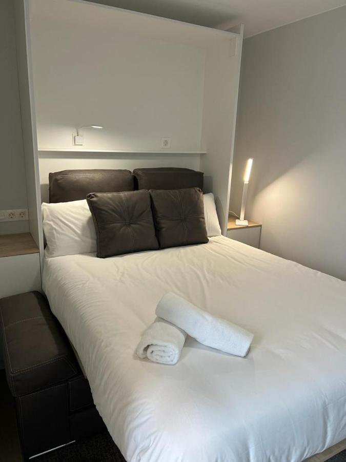 Global Home - Pada Madrid Exterior photo
